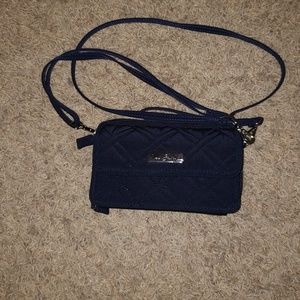 Crossbody/wristlet